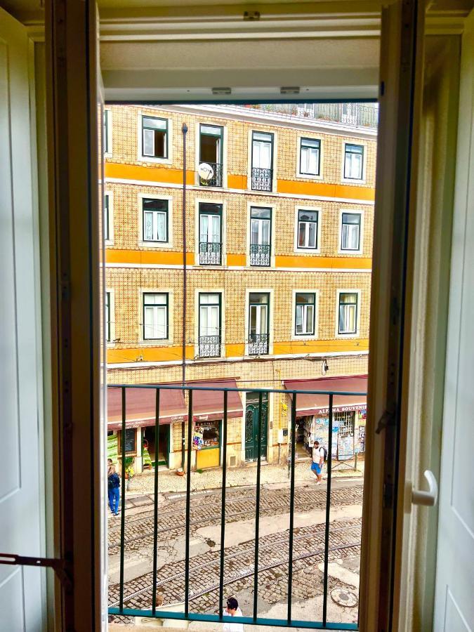 Discover Lisbons History - Stylish Apartment In Alfama Exterior foto