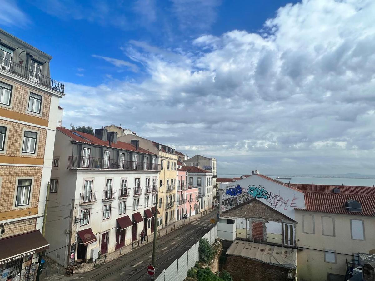 Discover Lisbons History - Stylish Apartment In Alfama Exterior foto