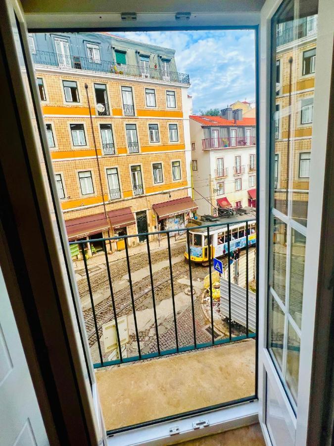 Discover Lisbons History - Stylish Apartment In Alfama Exterior foto