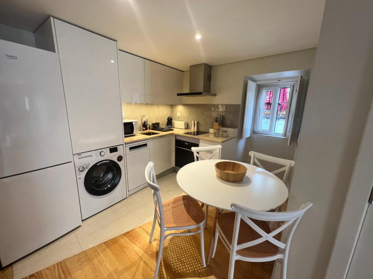 Discover Lisbons History - Stylish Apartment In Alfama Exterior foto
